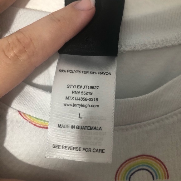 ☀️ Modern Lux Rainbow Tank Top - Picture 7 of 7